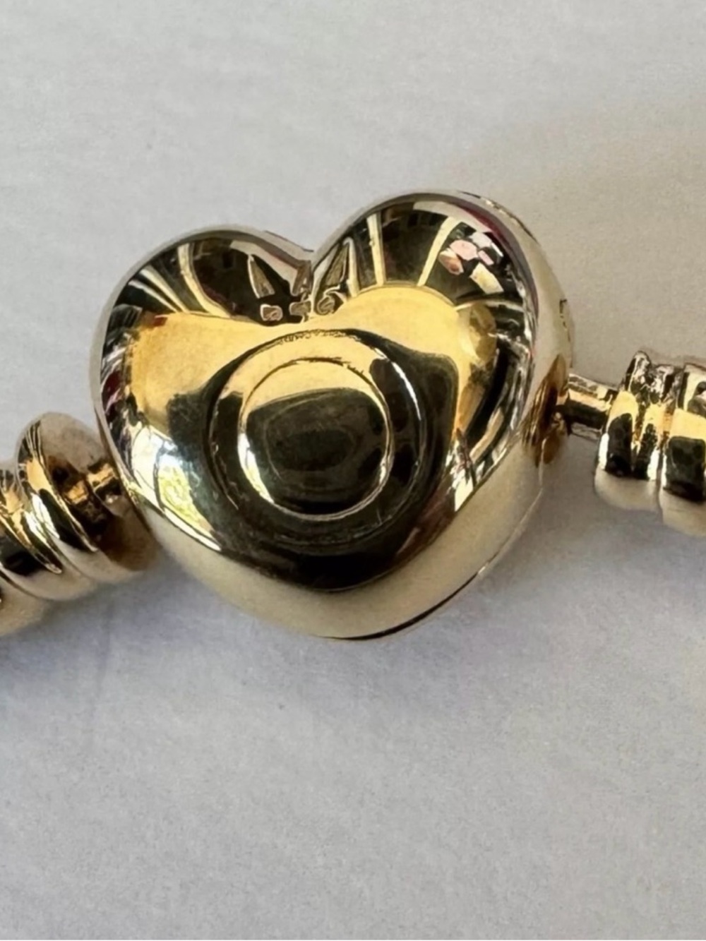 NEW❗️Authentic Pandora 14K Gold Moments Heart Clasp Snake Chain Bracelet 6.5 In - Picture 6 of 11